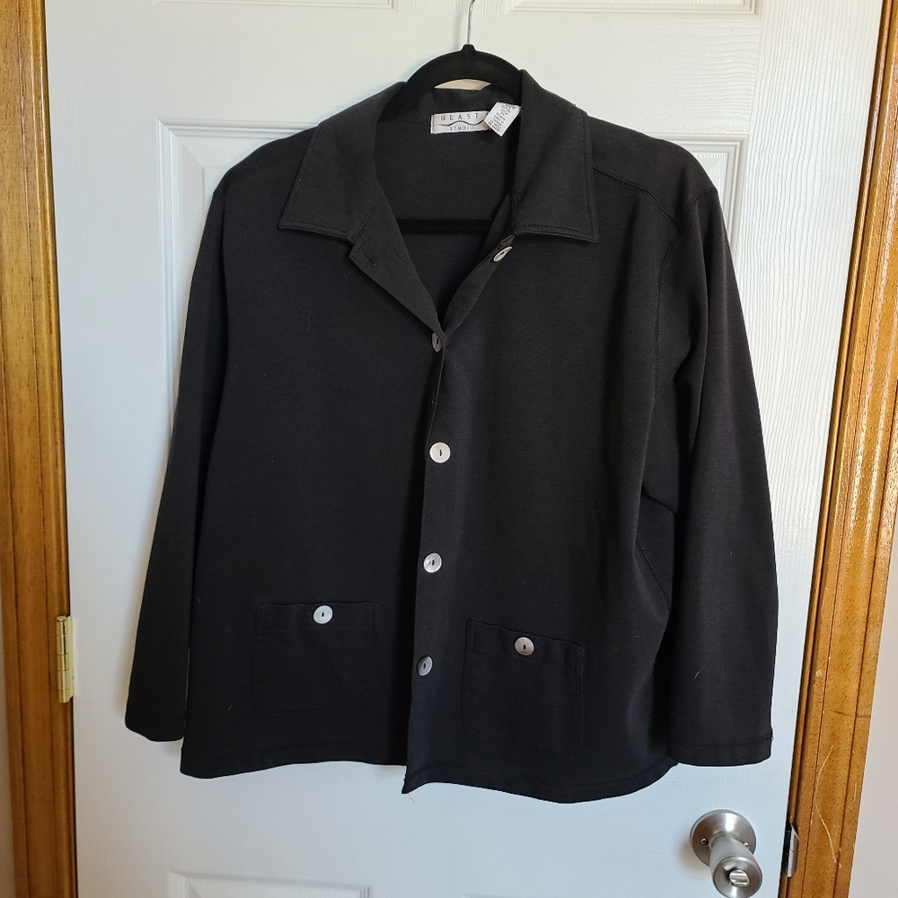 Blast Studio Crop Jacket